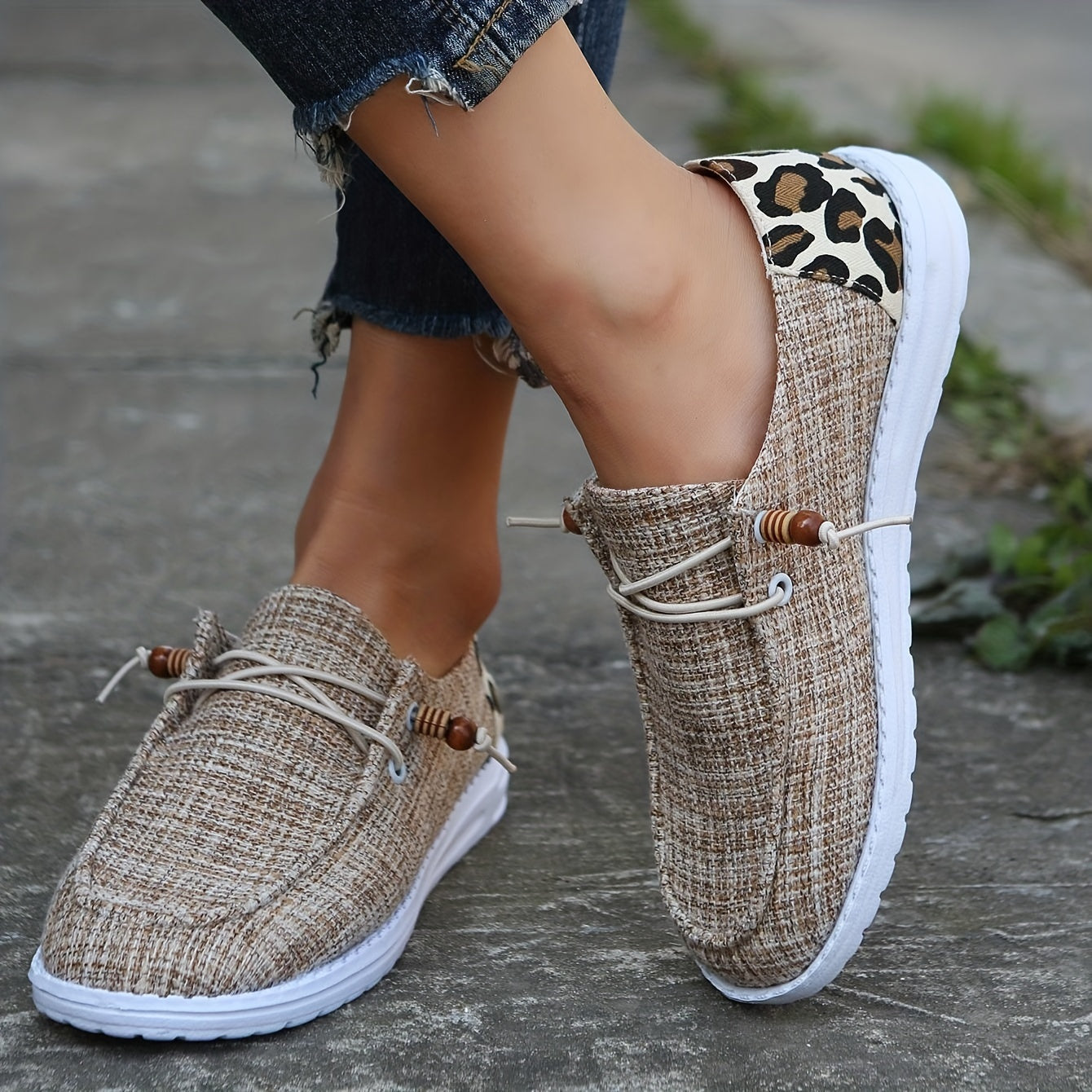 Women's Casual Flat Loafers, Round Toe Leopard Print Slip On Low Top Canvas Shoes, Comfy Flat Sneakers